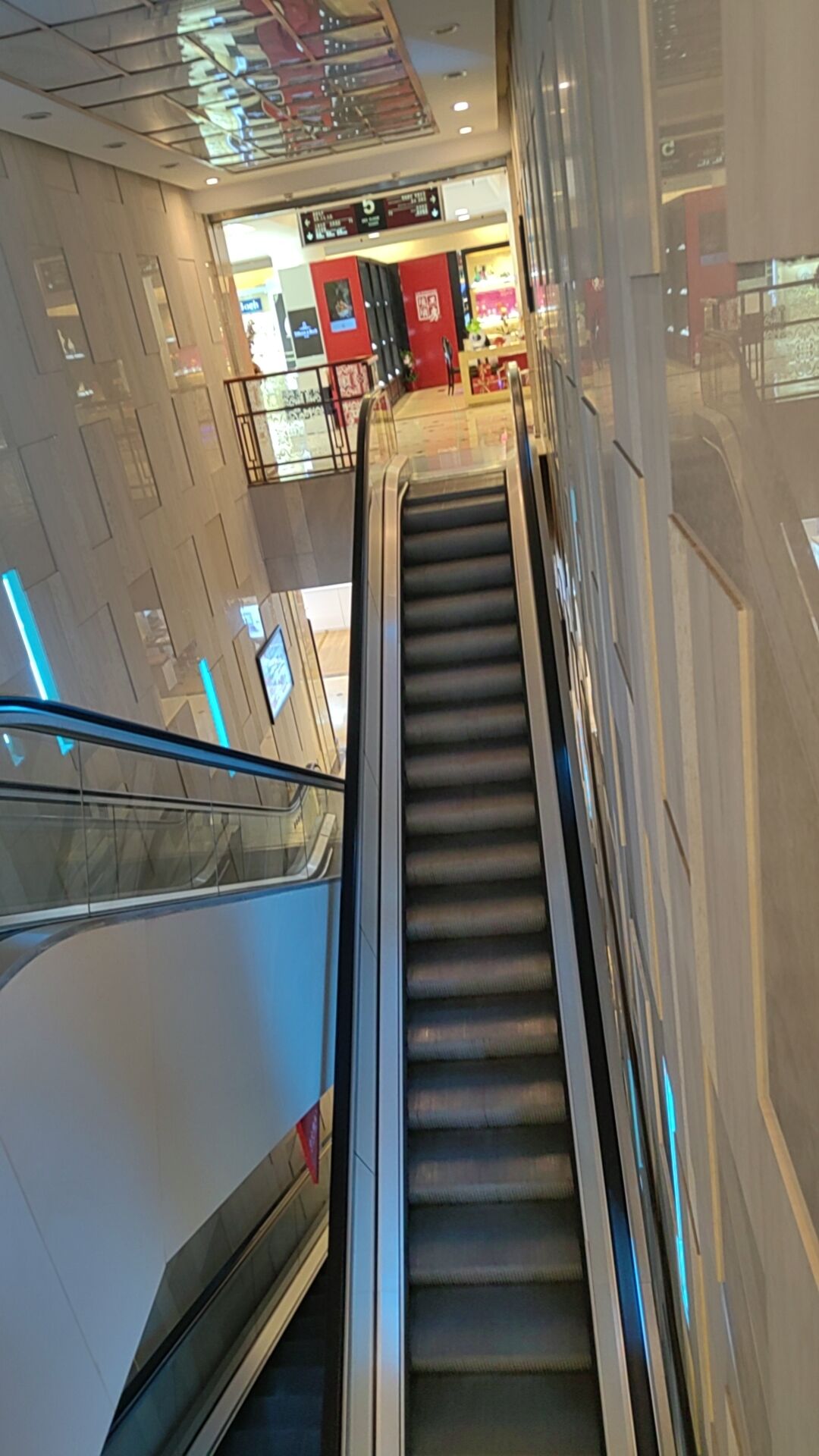  LED 商場(chǎng)照明節(jié)能改造的趨勢(shì)